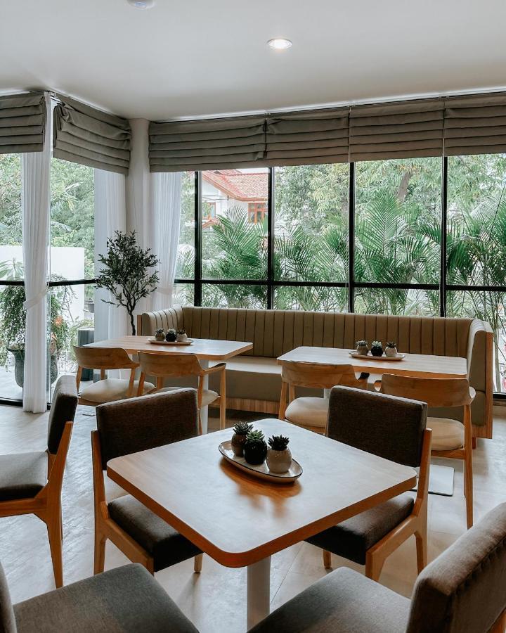 Casa Calma Hotel Jakarta Extérieur photo