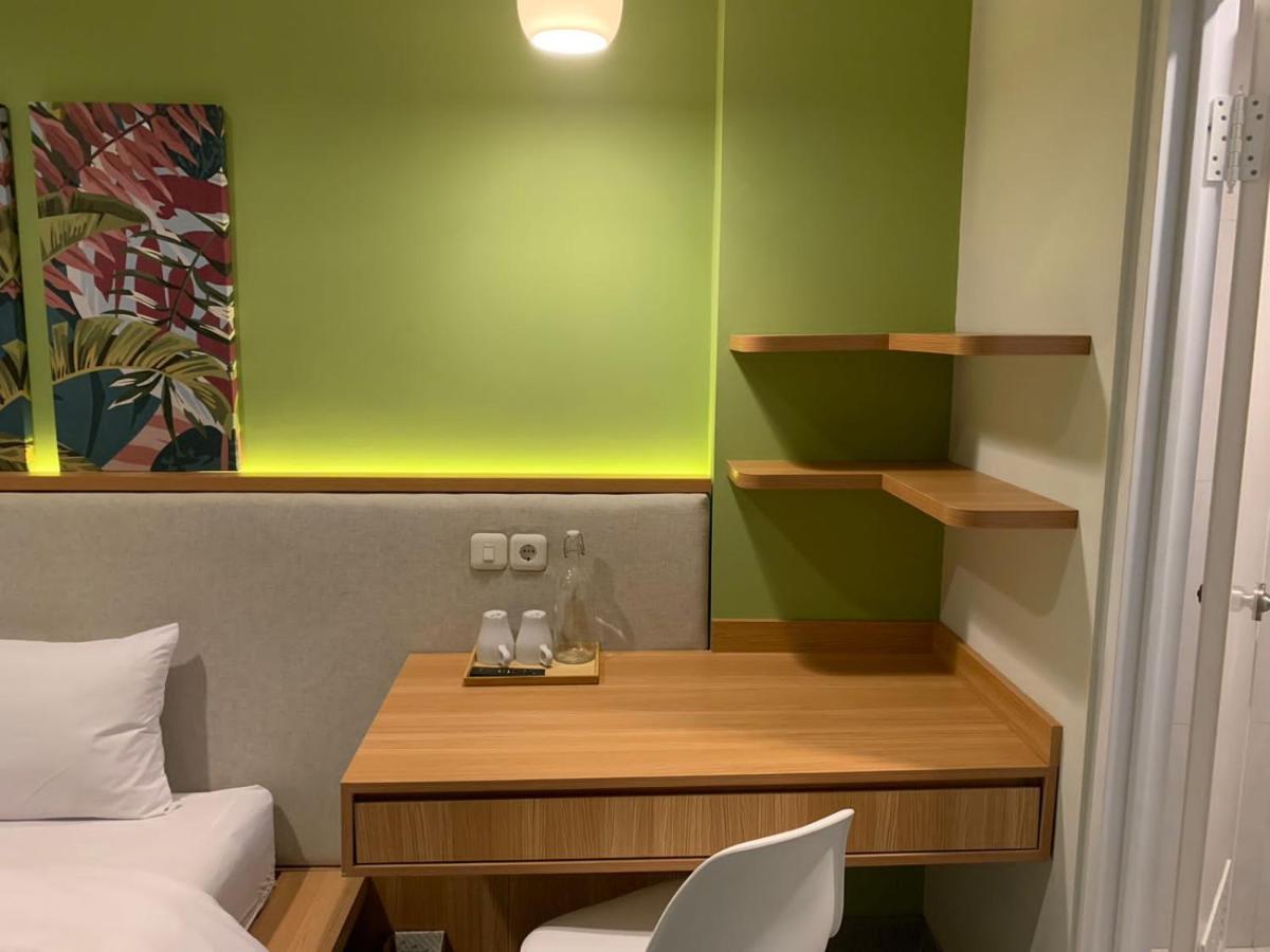 Casa Calma Hotel Jakarta Extérieur photo